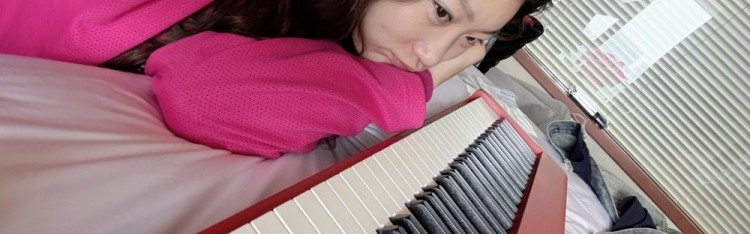DB视讯官方登录入口李梦晒情人节照片：这是个节 但是希望你们每天都有得过啊