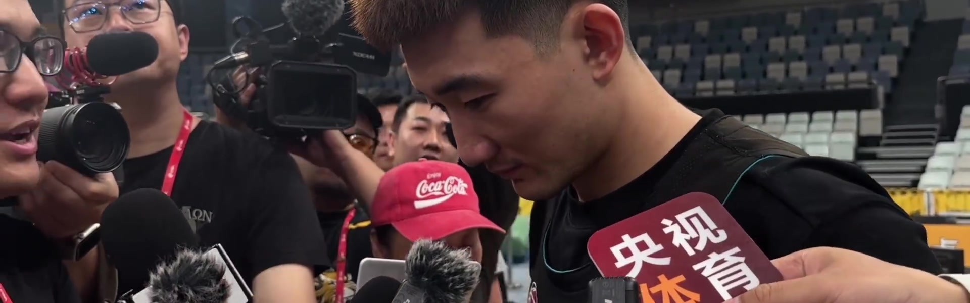 DB真人旗舰孙铭徽：和辽宁队球员关系都很好 我们其实也是在走他们走过的路