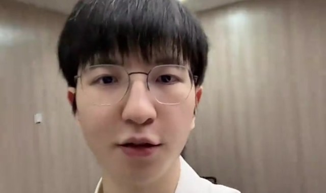 DB视讯官网Elk分享视频:提前祝大家新年快乐,新的一年发大财