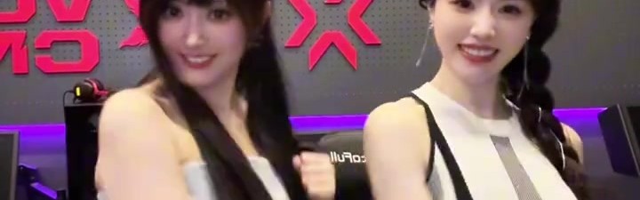 DG视讯官网平台VCT主持唯嘉与一意舞蹈视频：成功女人眼里只有对自己的欣赏~