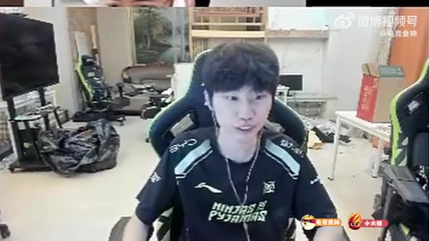 DG视讯官网平台Doinb：对职业选手来说练英雄是第一，而不是排位分第一